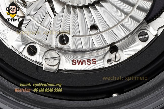 Seamaster 300M 43.5mm VSF Black/Dot on CER/RU Strap A8806 Seamaster 300M 43.5mm VSF Black/Dot on CER/RU Strap A8806