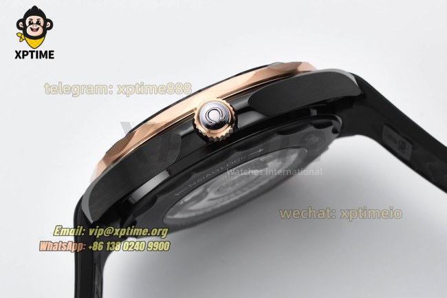 Seamaster 300M 43.5mm VSF Black/Dot on CER/RU Strap A8806 Seamaster 300M 43.5mm VSF Black/Dot on CER/RU Strap A8806