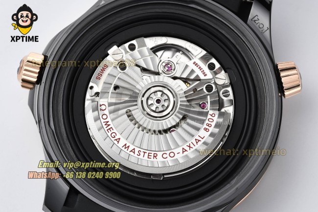 Seamaster 300M 43.5mm VSF Black/Dot on CER/RU Strap A8806 Seamaster 300M 43.5mm VSF Black/Dot on CER/RU Strap A8806