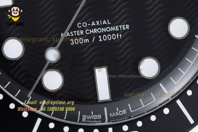 Seamaster 300M 42mm VSF Black/Dot on SS/SS Bracelet A8806 Seamaster 300M 42mm VSF Black/Dot on SS/SS Bracelet A8806