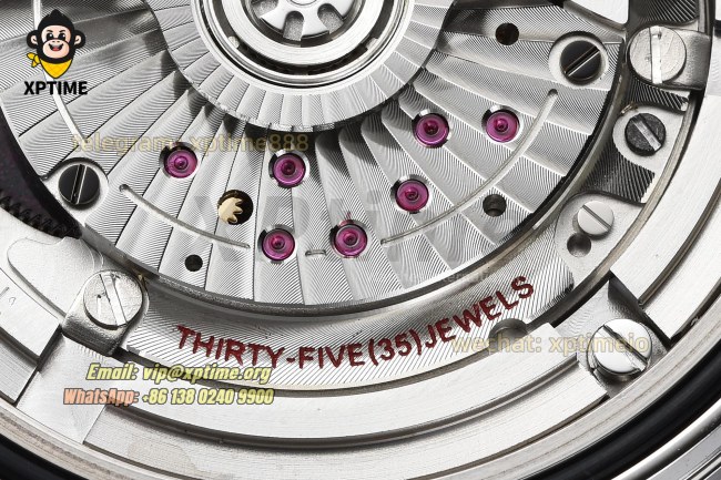 Seamaster 300M 42mm VSF Black/Dot on SS/SS Bracelet A8806 Seamaster 300M 42mm VSF Black/Dot on SS/SS Bracelet A8806