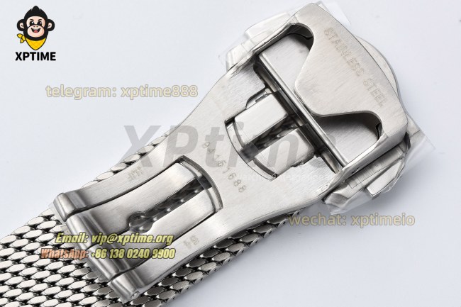 Seamaster 300M 42mm VSF Black/Dot on SS/SS Bracelet A8806 Seamaster 300M 42mm VSF Black/Dot on SS/SS Bracelet A8806