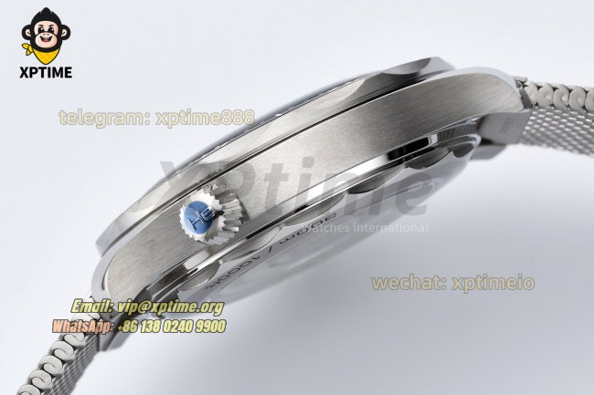 Seamaster 300M 42mm VSF Black/Dot on SS/SS Bracelet A8806 Seamaster 300M 42mm VSF Black/Dot on SS/SS Bracelet A8806