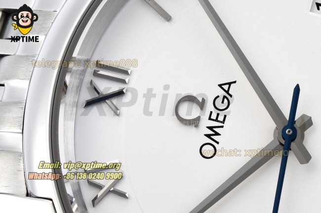 De Ville 41mm VSF White/ Roman on SS/SS bracelet A8500 De Ville 41mm VSF White/ Roman on SS/SS bracelet A8500