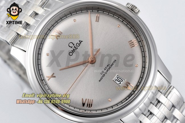 De Ville 40mm VSF Silver/ Roman Markers on SS/SS bracelet A8800 De Ville 40mm VSF Silver/ Roman Markers on SS/SS bracelet A8800