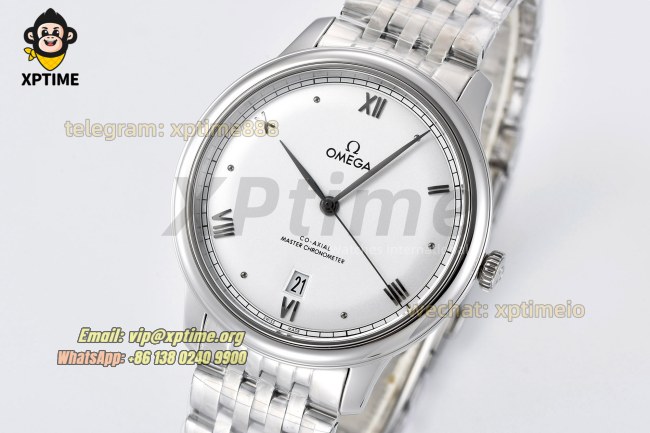 De Ville 40mm VSF White/ Roman on SS/SS bracelet A8800 De Ville 40mm VSF White/ Roman on SS/SS bracelet A8800