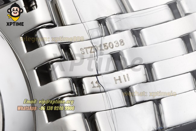 De Ville 40mm VSF Silver/ Roman Markers on SS/SS bracelet A8800 De Ville 40mm VSF Silver/ Roman Markers on SS/SS bracelet A8800