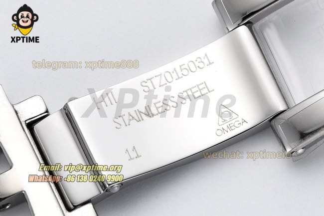 De Ville 40mm VSF White/ Roman on SS/SS bracelet A8800 De Ville 40mm VSF White/ Roman on SS/SS bracelet A8800