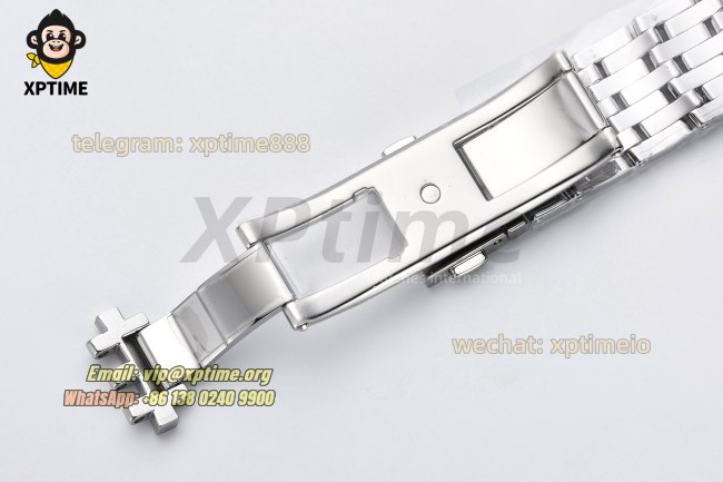 De Ville 40mm VSF Silver/ Roman Markers on SS/SS bracelet A8800 De Ville 40mm VSF Silver/ Roman Markers on SS/SS bracelet A8800