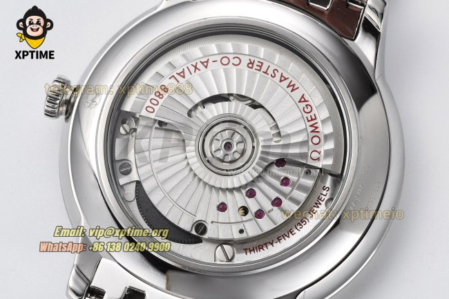 De Ville 40mm VSF White/ Roman on SS/SS bracelet A8800 De Ville 40mm VSF White/ Roman on SS/SS bracelet A8800