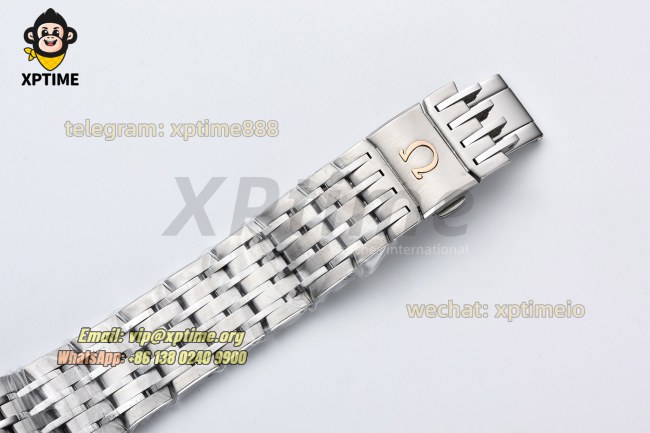 De Ville 41mm VSF Black/ Roman on SS/SS bracelet A8500 De Ville 41mm VSF Black/ Roman on SS/SS bracelet A8500