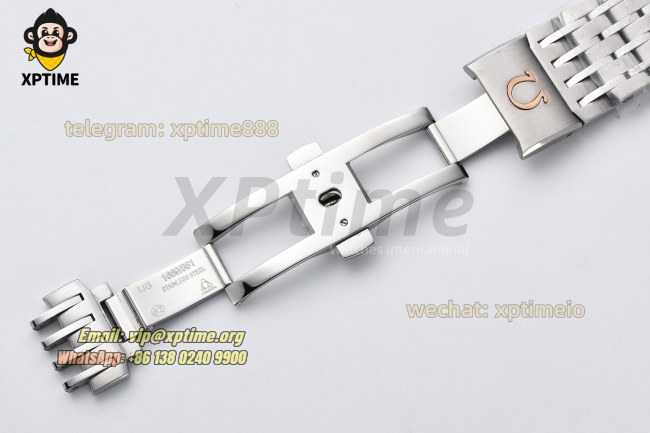 De Ville 41mm VSF Blue/ Roman on SS/SS bracelet A8500 De Ville 41mm VSF Blue/ Roman on SS/SS bracelet A8500