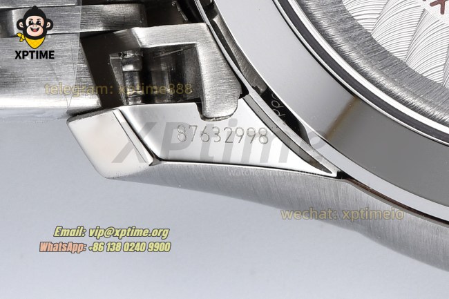 De Ville 41mm VSF White/ Roman on SS/SS bracelet A8500 De Ville 41mm VSF White/ Roman on SS/SS bracelet A8500