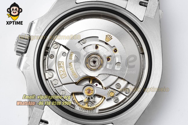 Submariner No Date 124060 40mm VSF Black/Dot on SS/SS Bracelet VS3230 Super Clone Submariner No Date 124060 40mm VSF Black/Dot on SS/SS Bracelet VS3230 Super Clone