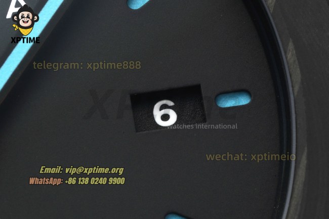 Luminor PAM1661 Carbotech Auto 44mm VSF Blue/Stick Numeral on FC/NY Strap P9010 Luminor PAM1661 Carbotech Auto 44mm VSF Blue/Stick Numeral on FC/NY Strap P9010