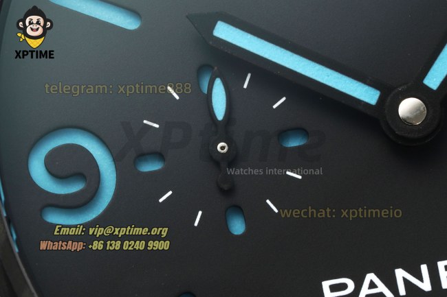Luminor PAM1661 Carbotech Auto 44mm VSF Blue/Stick Numeral on FC/NY Strap P9010 Luminor PAM1661 Carbotech Auto 44mm VSF Blue/Stick Numeral on FC/NY Strap P9010