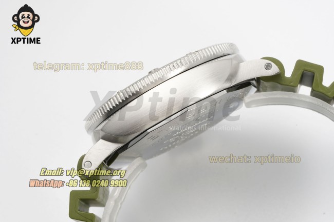 Submersible PAM1226 44mm VSF White/Dot on SS/RU Strap P900 Super Clone Submersible PAM1226 44mm VSF White/Dot on SS/RU Strap P900 Super Clone