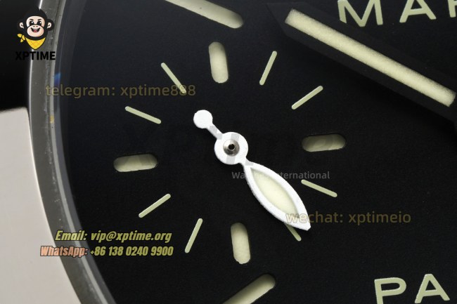Luminor PAM1113 Marina 44mm VSF Black/Stick & Numeral on SS/LE Strap A6497 Luminor PAM1113 Marina 44mm VSF Black/Stick & Numeral on SS/LE Strap A6497