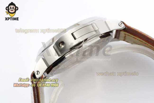 Luminor PAM1113 Marina 44mm VSF Black/Stick & Numeral on SS/LE Strap A6497 Luminor PAM1113 Marina 44mm VSF Black/Stick & Numeral on SS/LE Strap A6497