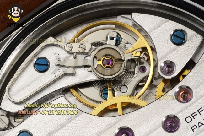 Luminor PAM1113 Marina 44mm VSF Black/Stick & Numeral on SS/LE Strap A6497 Luminor PAM1113 Marina 44mm VSF Black/Stick & Numeral on SS/LE Strap A6497