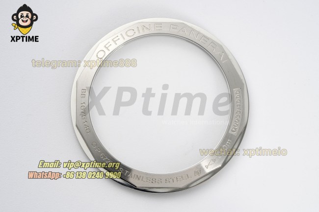Luminor PAM1113 Marina 44mm VSF Black/Stick & Numeral on SS/LE Strap A6497 Luminor PAM1113 Marina 44mm VSF Black/Stick & Numeral on SS/LE Strap A6497