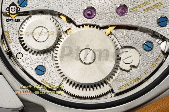 Luminor PAM127 47mm VSF Black/Stick & Numeral on SS/LE Strap A6497 Luminor PAM127 47mm VSF Black/Stick & Numeral on SS/LE Strap A6497