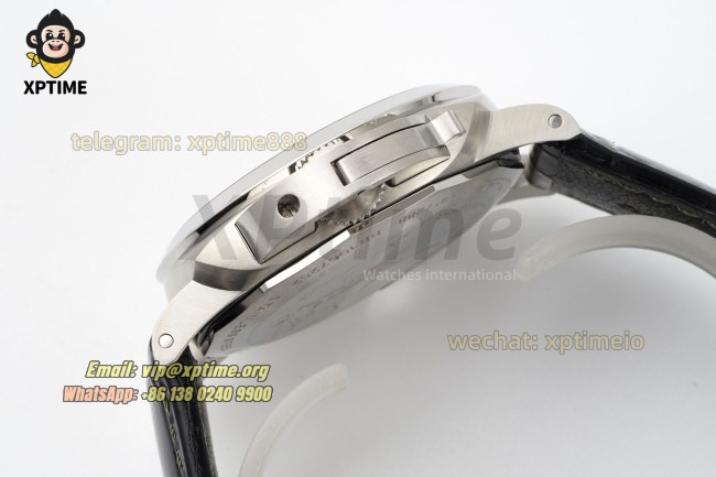 Luminor PAM1056 GMT 44mm VSF Green/Stick Numeral on SS/LE Strap P9011 Super Clone Luminor PAM1056 GMT 44mm VSF Green/Stick Numeral on SS/LE Strap P9011 Super Clone