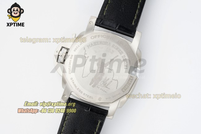 Luminor PAM1056 GMT 44mm VSF Green/Stick Numeral on SS/LE Strap P9011 Super Clone Luminor PAM1056 GMT 44mm VSF Green/Stick Numeral on SS/LE Strap P9011 Super Clone