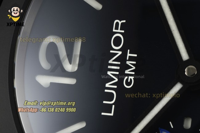 Luminor Marina GMT PAM1176 44mm VSF Black/Stick & Numeral on CER/NY Strap P9011 Luminor Marina GMT PAM1176 44mm VSF Black/Stick & Numeral on CER/NY Strap P9011