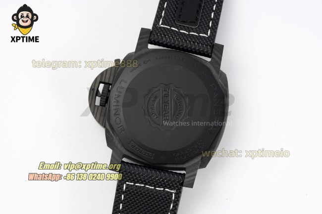 Luminor Marina PAM1118 Auto 44mm VSF Black/Stick & Numeral on FC/NY Strap P9010 Luminor Marina PAM1118 Auto 44mm VSF Black/Stick & Numeral on FC/NY Strap P9010
