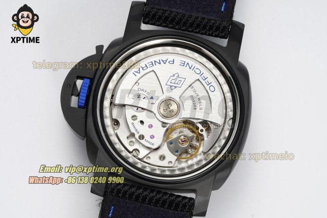 Luminor Marina GMT PAM1176 44mm VSF Black/Stick & Numeral on CER/NY Strap P9011 Luminor Marina GMT PAM1176 44mm VSF Black/Stick & Numeral on CER/NY Strap P9011