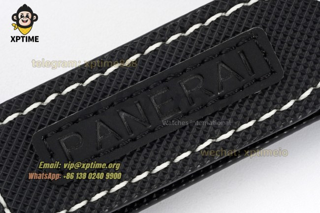 Luminor Marina PAM1118 Auto 44mm VSF Black/Stick & Numeral on FC/NY Strap P9010 Luminor Marina PAM1118 Auto 44mm VSF Black/Stick & Numeral on FC/NY Strap P9010