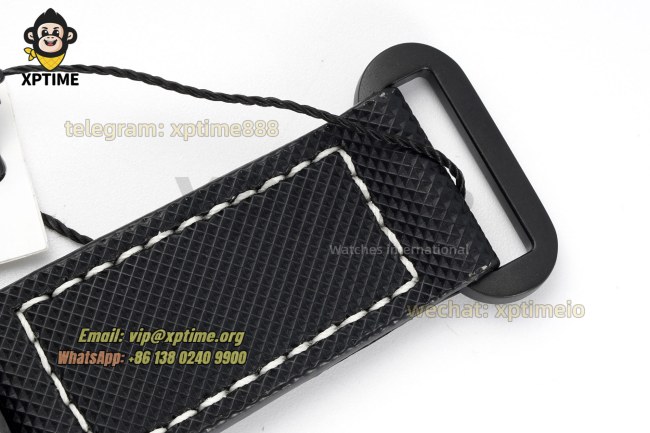 Luminor Marina PAM1118 Auto 44mm VSF Black/Stick & Numeral on FC/NY Strap P9010 Luminor Marina PAM1118 Auto 44mm VSF Black/Stick & Numeral on FC/NY Strap P9010