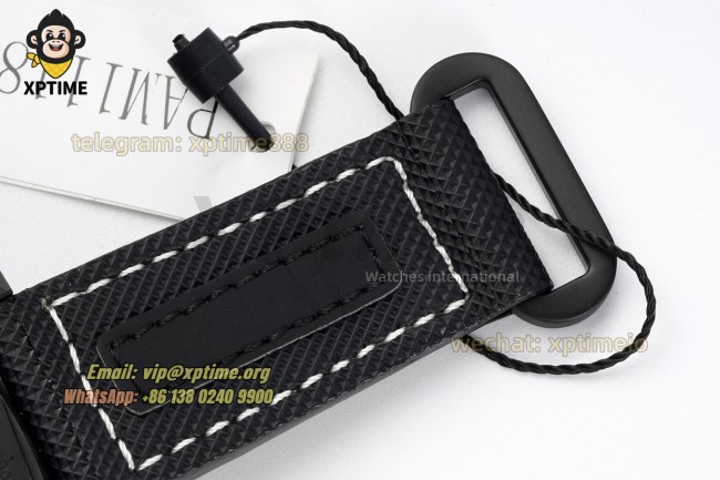 Luminor Marina PAM1118 Auto 44mm VSF Black/Stick & Numeral on FC/NY Strap P9010 Luminor Marina PAM1118 Auto 44mm VSF Black/Stick & Numeral on FC/NY Strap P9010