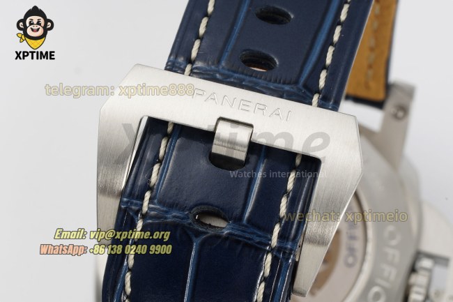 Luminor GMT PAM1033 44mm VSF Black/Stick & Numeral on SS/LE Strap V2 P9011 Luminor GMT PAM1033 44mm VSF Black/Stick & Numeral on SS/LE Strap V2 P9011