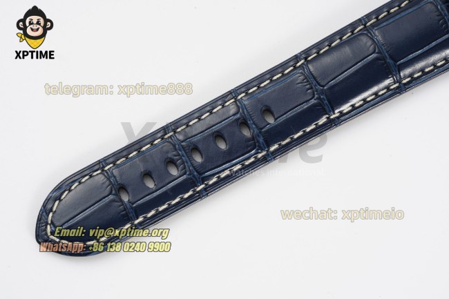 Luminor GMT PAM1033 44mm VSF Black/Stick & Numeral on SS/LE Strap V2 P9011 Luminor GMT PAM1033 44mm VSF Black/Stick & Numeral on SS/LE Strap V2 P9011
