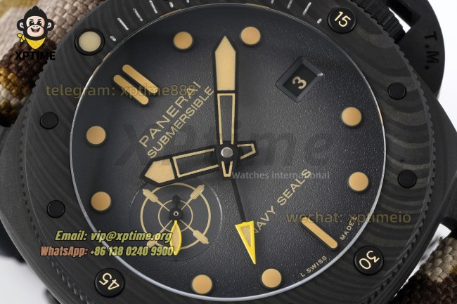 Submersible PAM1513 44mm VSF Gray/Dot on Carbon/NY Strap MP900 Submersible PAM1513 44mm VSF Gray/Dot on Carbon/NY Strap MP900