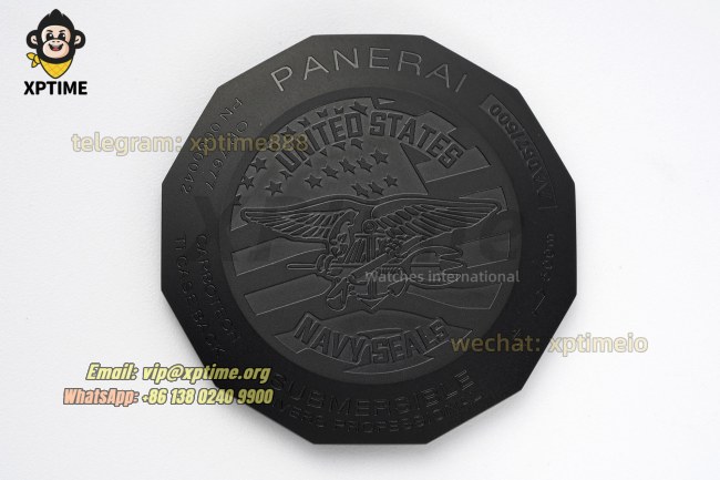 Submersible PAM1513 44mm VSF Gray/Dot on Carbon/NY Strap MP900 Submersible PAM1513 44mm VSF Gray/Dot on Carbon/NY Strap MP900