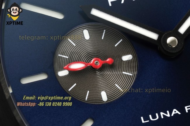 Luminor Luna Rossa PAM1529 44mm VSF Black/Stick & Numeral on FC/RU Strap V2 P9010 Luminor Luna Rossa PAM1529 44mm VSF Black/Stick & Numeral on FC/RU Strap V2 P9010