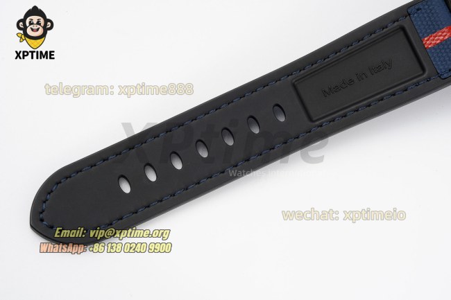 Luminor Luna Rossa PAM1529 44mm VSF Black/Stick & Numeral on FC/RU Strap V2 P9010 Luminor Luna Rossa PAM1529 44mm VSF Black/Stick & Numeral on FC/RU Strap V2 P9010