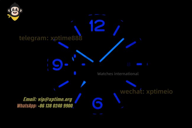 Luminor Marina GMT PAM1176 44mm VSF Black/Stick & Numeral on CER/NY Strap P9011 Luminor Marina GMT PAM1176 44mm VSF Black/Stick & Numeral on CER/NY Strap P9011