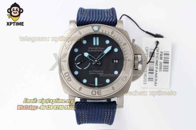 Submersible PAM985 Mike Horn 47mm VSF Black/Dot on TI/NY Strap P9010 Submersible PAM985 Mike Horn 47mm VSF Black/Dot on TI/NY Strap P9010