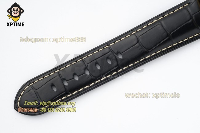 Luminor Marina Auto PAM1115 44mm VSF Gray/Stick & Numeral on YG/LE Strap P9010 Luminor Marina Auto PAM1115 44mm VSF Gray/Stick & Numeral on YG/LE Strap P9010
