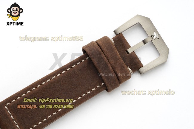 Type 20 Pilot Extra Special 45mm XF Black/Numerals on BR/LE Strap A2824 Type 20 Pilot Extra Special 45mm XF Black/Numerals on BR/LE Strap A2824