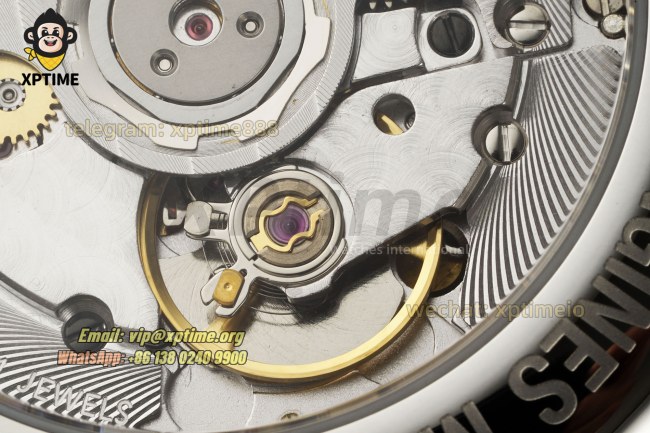 Master Collection Date 40mm XF White/Numerals on SS/SS Bracelet A2892 Master Collection Date 40mm XF White/Numerals on SS/SS Bracelet A2892
