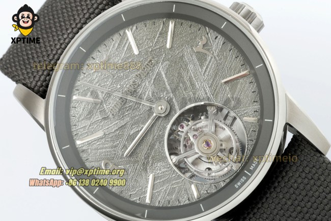 Code 11.59 26396QT 41mm APPF Gray/Stick on SS/NY Strap Code 11.59 26396QT 41mm APPF Gray/Stick on SS/NY Strap
