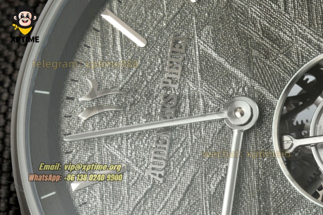 Code 11.59 26396QT 41mm APPF Gray/Stick on SS/NY Strap Code 11.59 26396QT 41mm APPF Gray/Stick on SS/NY Strap