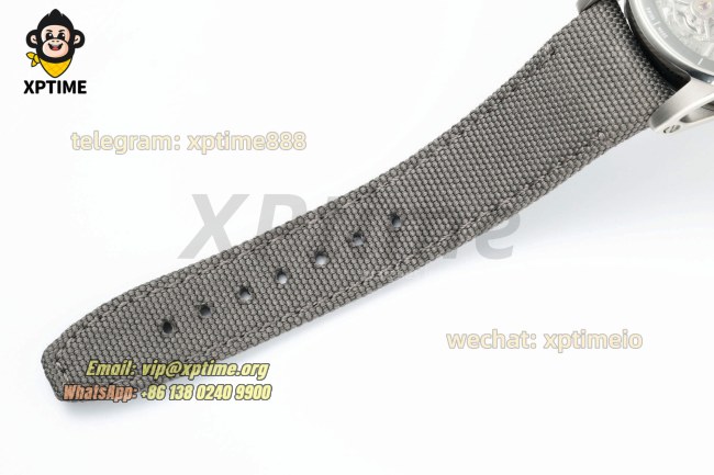 Code 11.59 26396QT 41mm APPF Gray/Stick on SS/NY Strap Code 11.59 26396QT 41mm APPF Gray/Stick on SS/NY Strap
