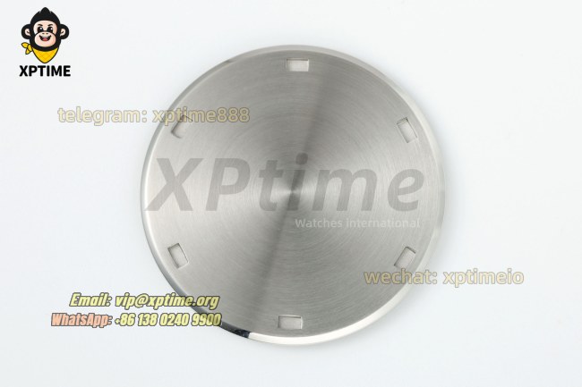 Aquanaut Lady 5067 35.6mm ZF White/Numerals on SS/RU Quartz Aquanaut Lady 5067 35.6mm ZF White/Numerals on SS/RU Quartz
