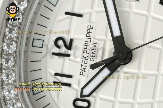 Aquanaut Lady 5067 35.6mm ZF White/Numerals on SS/RU Quartz Aquanaut Lady 5067 35.6mm ZF White/Numerals on SS/RU Quartz